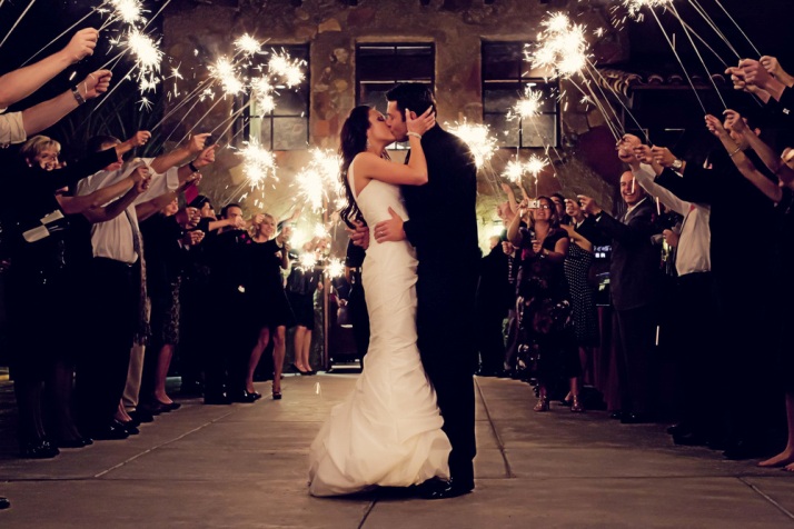 Фото бенгальские огни на свадьбе — Циолковский | ciolkovskij.salutsklad.ru